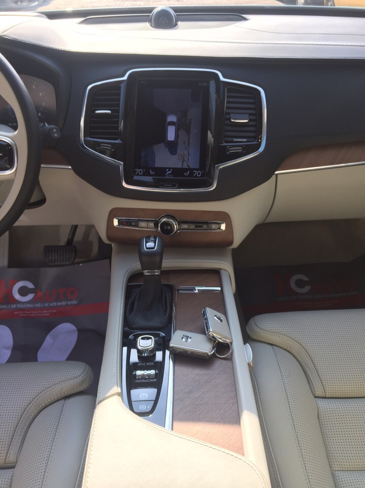 Volvo XC90 T6 Incription 2015 - Cần bán Volvo XC90 T6 Incription đời 2015, màu trắng, nhập khẩu nguyên chiếc