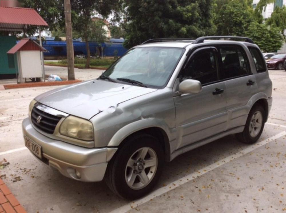 Suzuki Grand vitara 2005 - Bán Suzuki Grand vitara đời 2005, màu bạc, nhập khẩu