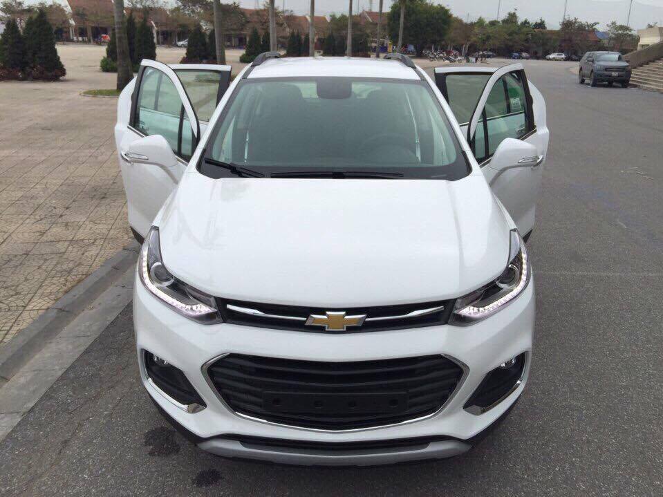 Chevrolet Trax LT 2017 - Bán xe Trax 1.4L nhập khẩu nguyên chiếc, giá tốt nhận xe ngay liên hệ 0933 799 795