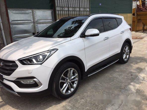 Hyundai Santa Fe 4WD 2016 - Cần bán lại xe Hyundai Santa Fe 4WD đời 2016, màu trắng
