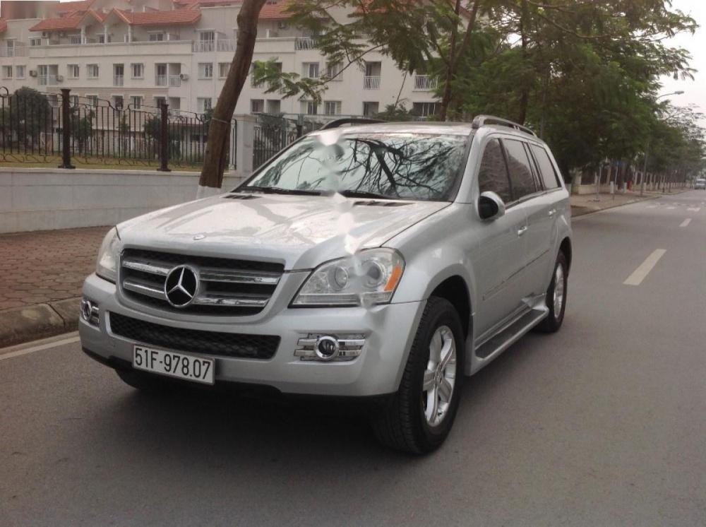 Mercedes-Benz GL 450 2007 - Cần bán gấp Mercedes 450 năm 2007, màu bạc, nhập khẩu như mới