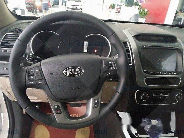 Kia Sorento 2WD DAT 2017 - Bán Kia Sorento 2WD DAT 2017, màu trắng, giá 954tr