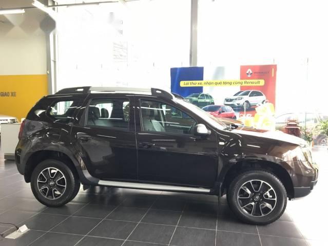 Renault Duster    2017 - Bán Renault Duster đời 2017, màu nâu giá cạnh tranh