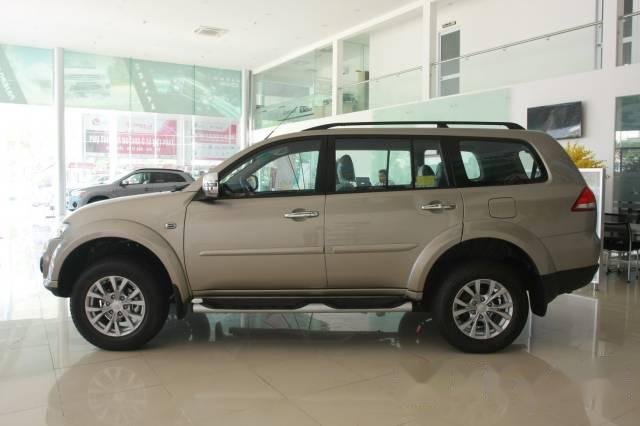 Mitsubishi Pajero   2017 - Bán Mitsubishi Pajero đời 2017, giá chỉ 784 triệu