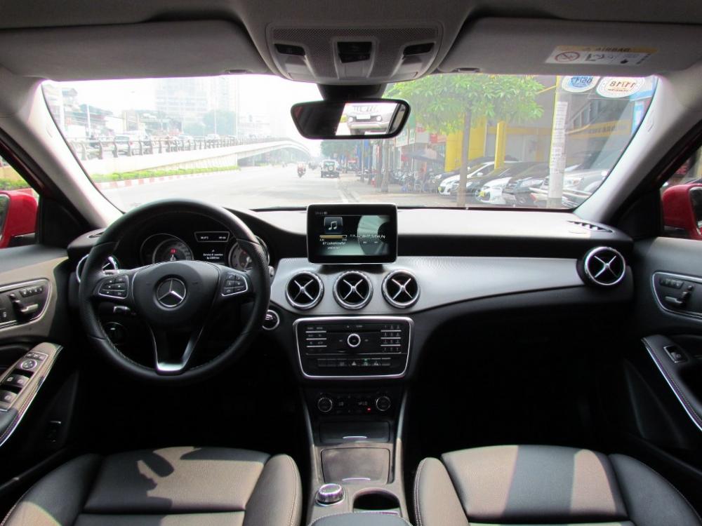 Mercedes-Benz GL Mercedes A200 AT 2016 - Mercedes GLA200 AT 2016