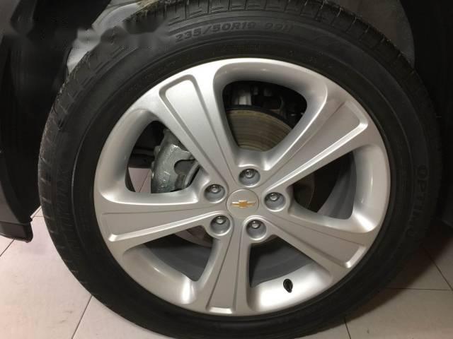 Chevrolet Captiva AT 2014 - Cần bán Chevrolet Captiva AT sản xuất 2014, màu trắng , 610tr