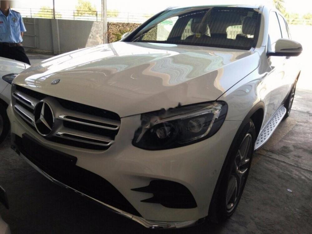 Mercedes-Benz Smart GLC 300 4Matic 2017 - Bán ô tô Mercedes GLC 300 4Matic 2017, màu trắng