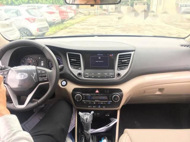 Hyundai Tucson   1.6T-GDI CKD 2017 - Bán xe Hyundai Tucson 1.6T-GDI CKD đời 2017, màu trắng