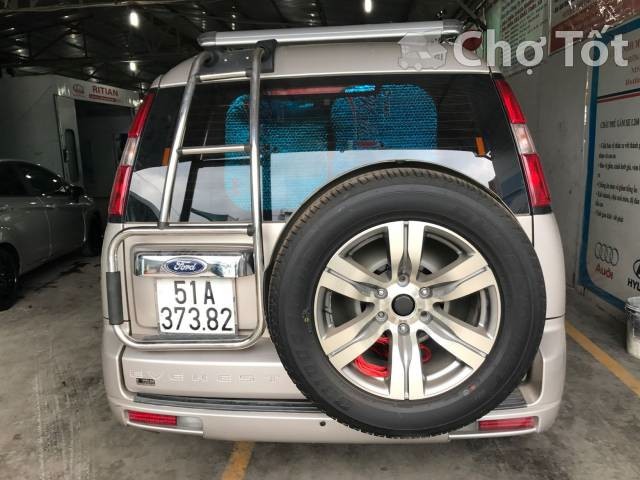 Ford Everest MT 2012 - Cần bán Ford Everest đời 2012MT, 575tr, BH 1 năm