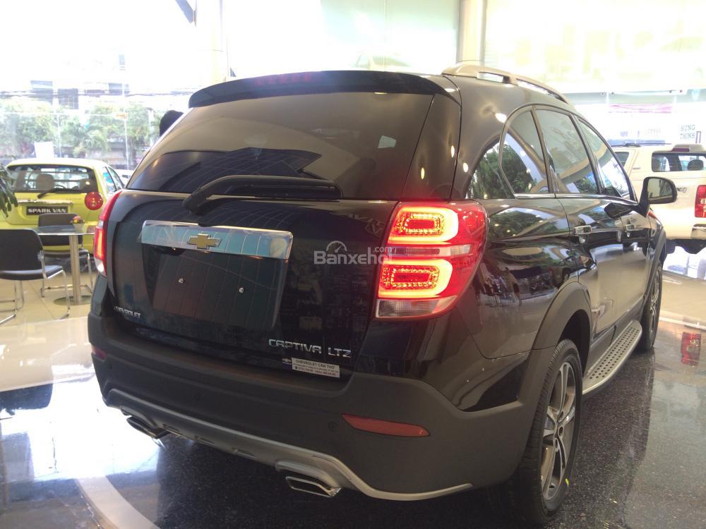 Chevrolet Captiva Revv LTZ 2.4 AT 2017 - Chevrolet Captiva 2017, hỗ trợ vay ngân hàng 90%, gọi Ms. Lam 0939193718