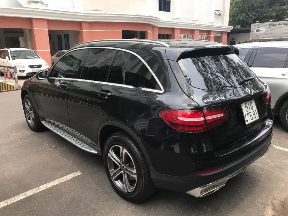 Mercedes-Benz Smart 250 4Matic 2017 - Bán xe Mercedes 250 4Matic 2017, màu đen