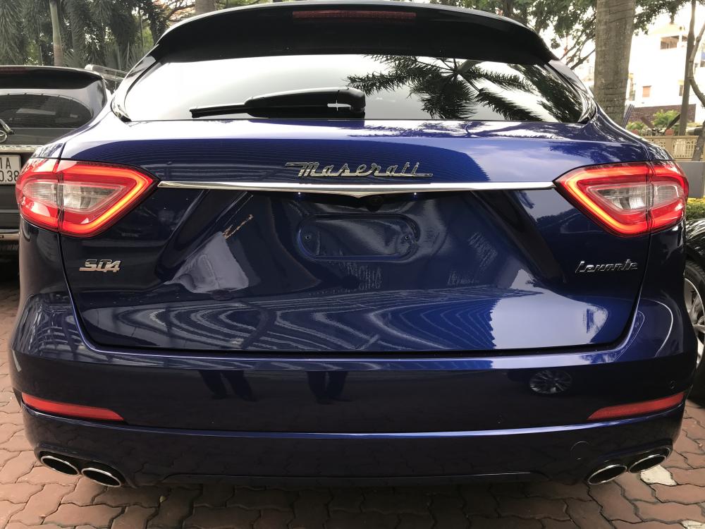 Maserati SQ4 2018 - Siêu Phẩm Maserati Levante SQ4 mới, bán xe Maserati Levante phiên bản sang trọng, giá bán xe Maserati Levante S mới