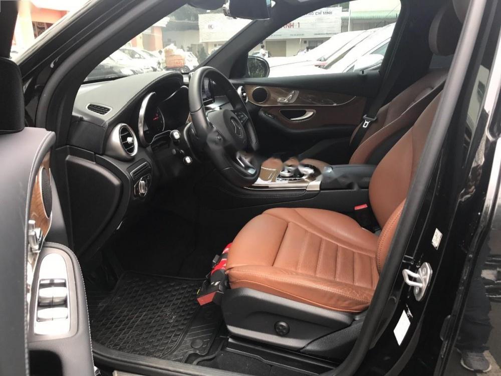 Mercedes-Benz Smart 250 4Matic 2017 - Bán xe Mercedes 250 4Matic 2017, màu đen