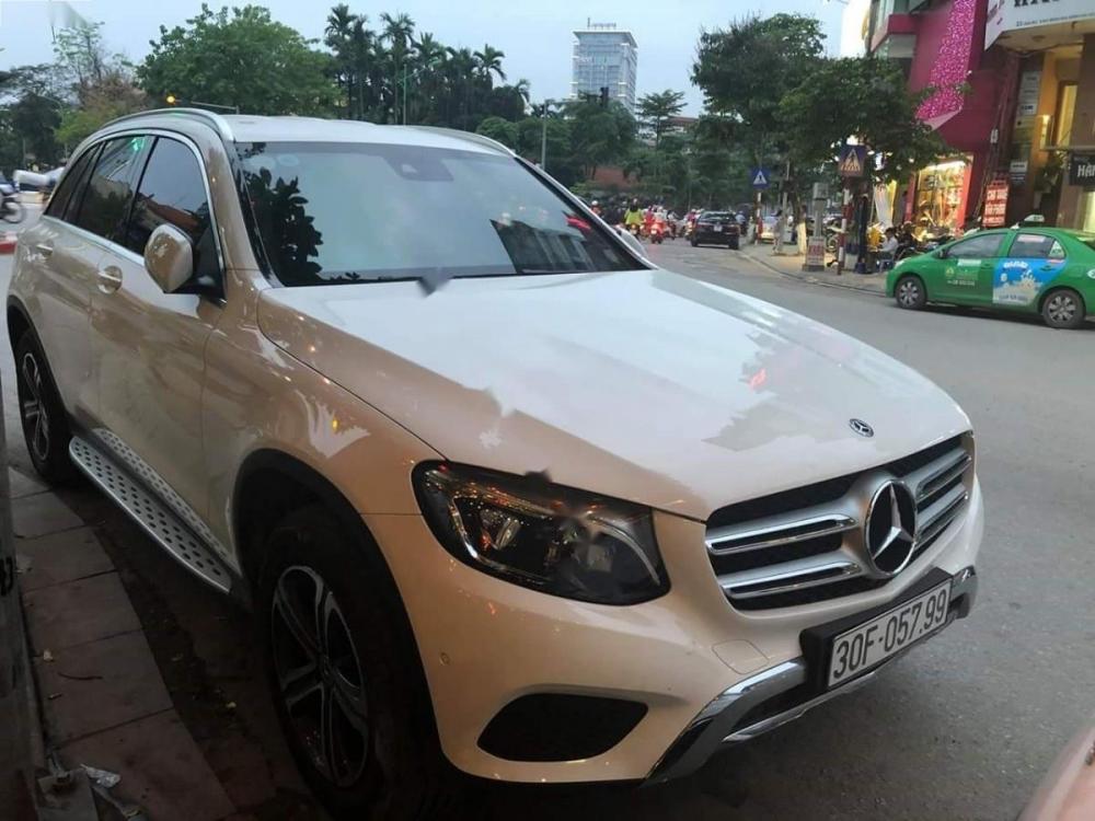 Mercedes-Benz Smart   2017 - Bán xe Mercedes GLC 250 năm sản xuất 2017, màu trắng, nhập khẩu như mới