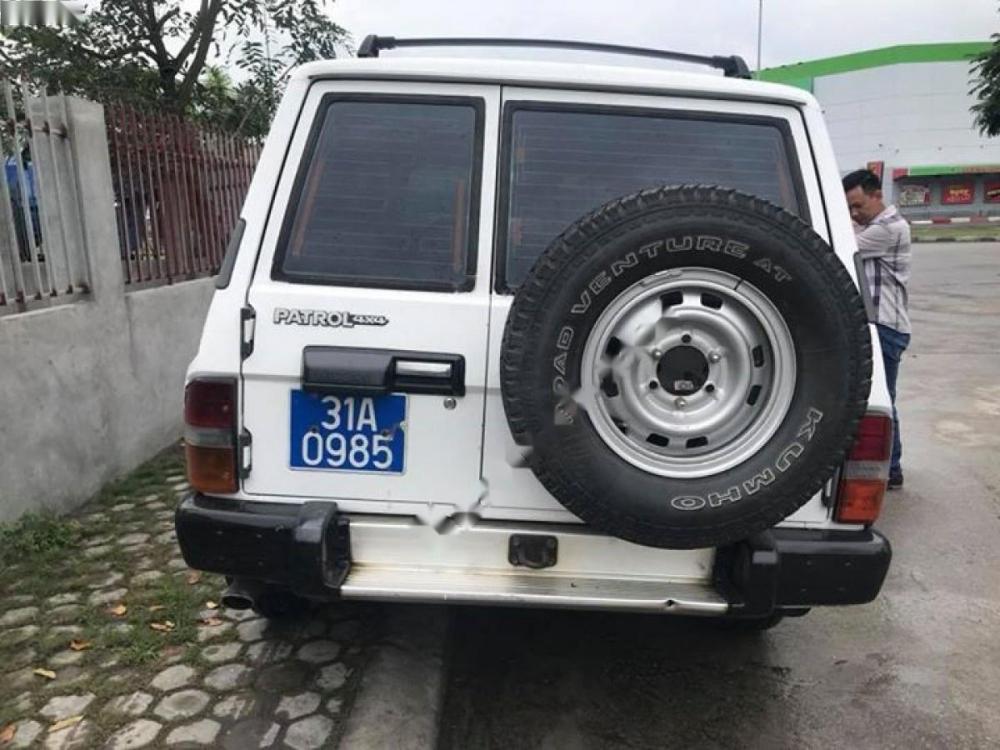 Nissan Patrol 1992 - Bán ô tô Nissan Patrol sản xuất 1992, màu trắng, nhập khẩu nguyên chiếc