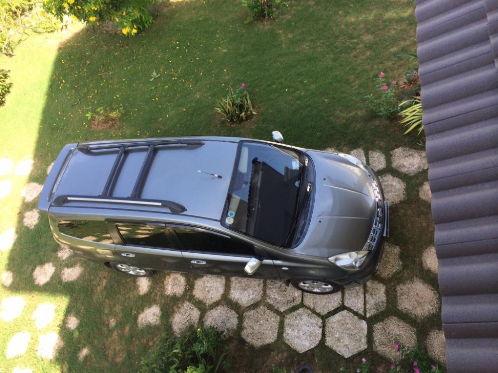 Nissan Livina Cũ   1.8AT 2010 - Xe Cũ Nissan Livina 1.8AT 2010