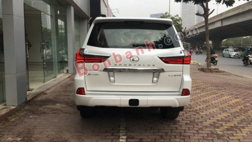 Lexus LX   5.0 AT  2017 - Bán Lexus LX 5.0 AT năm 2017, màu trắng, nhập khẩu