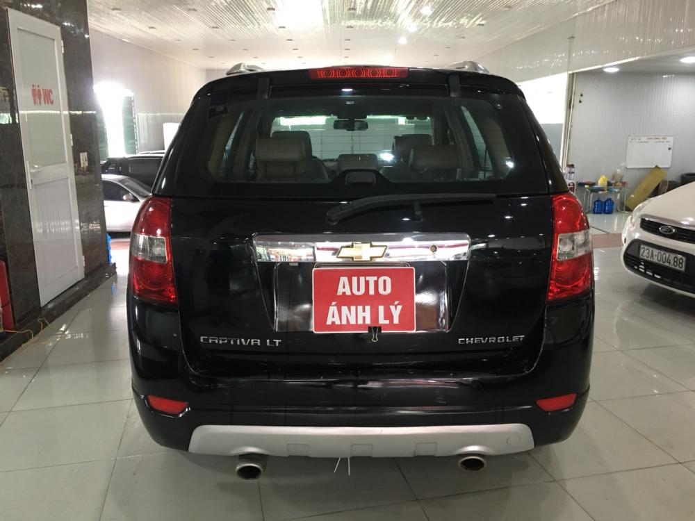Chevrolet Captiva 2.4 LT 2008 - Bán xe Chevrolet Captiva 2.4 LT 2008, màu đen, giá 285 triệu