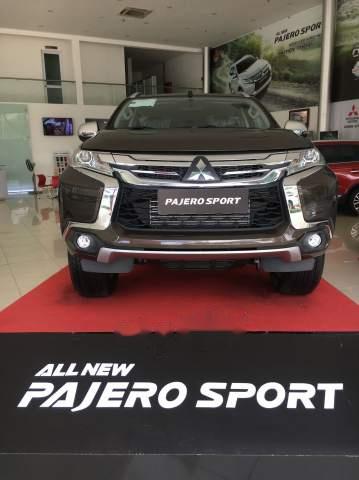 Mitsubishi Pajero 2018 - Bán xe Mitsubishi Pajero sản xuất 2018, màu nâu