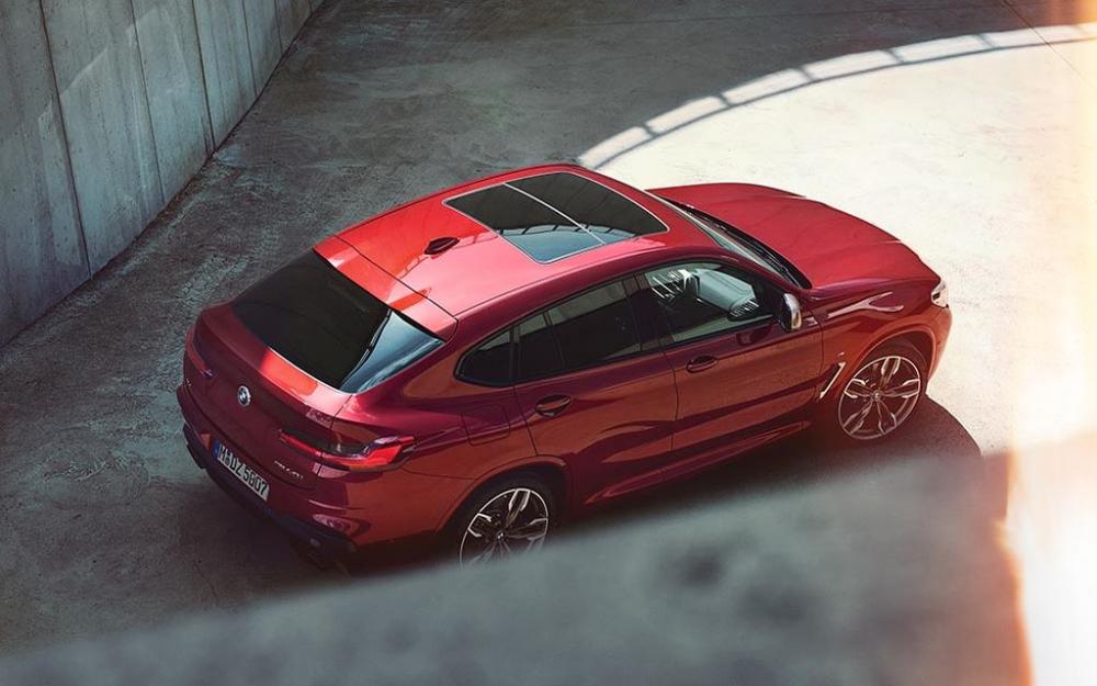 BMW X4 có cảm giác lái thể thao và mạnh mẽ hơn nhờ sự thay đổi kích thước.
