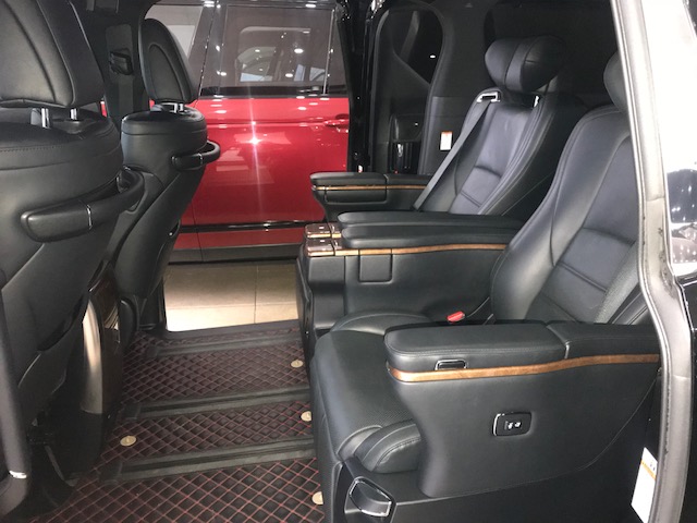 Toyota Alphard Executive Louge  2016 - Bán xe Toyota Alphard Executive Louge năm 2016 đăng ký T12.2017, đẹp xuất sắc đi chưa tới 1 vạn km