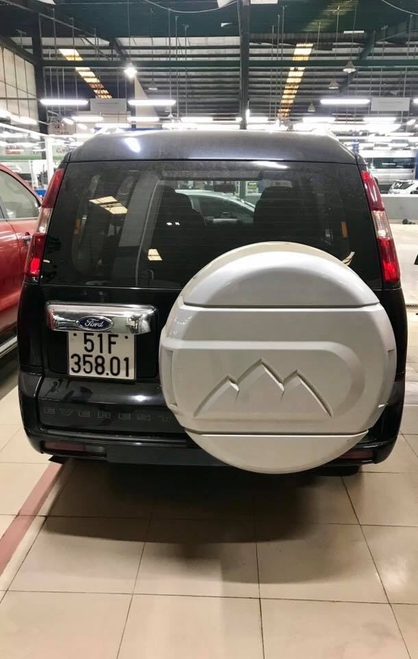 Ford Everest 2.5MT 2013 - Bán Ford Everest 2.5G MT sản xuất 2015, xe đẹp, giá tốt