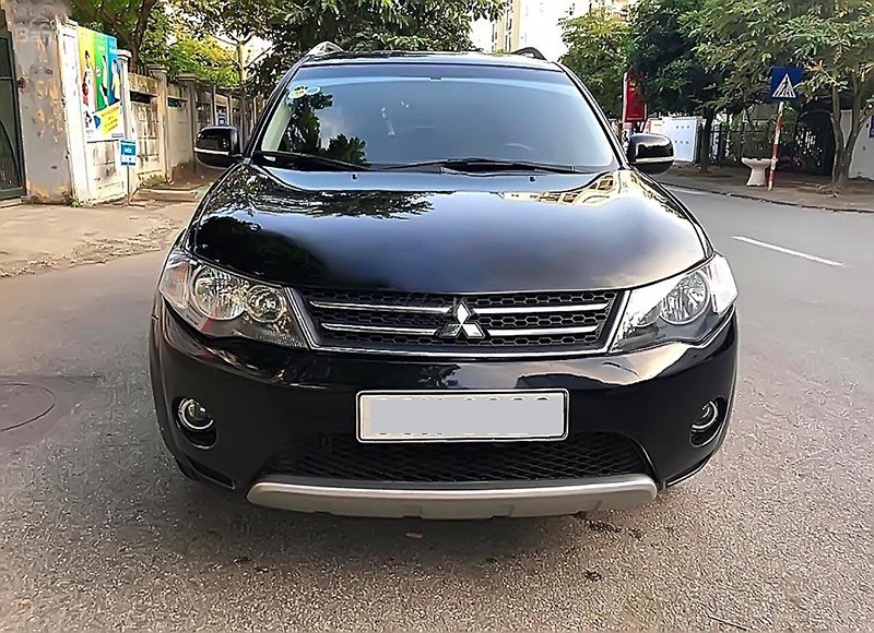 Mitsubishi Outlander triệu hồi do dính lỗi liên quan đến hệ thống gạt nước Mitsubishi Outlander triệu hồi do dính lỗi liên quan đến hệ thống gạt nước.