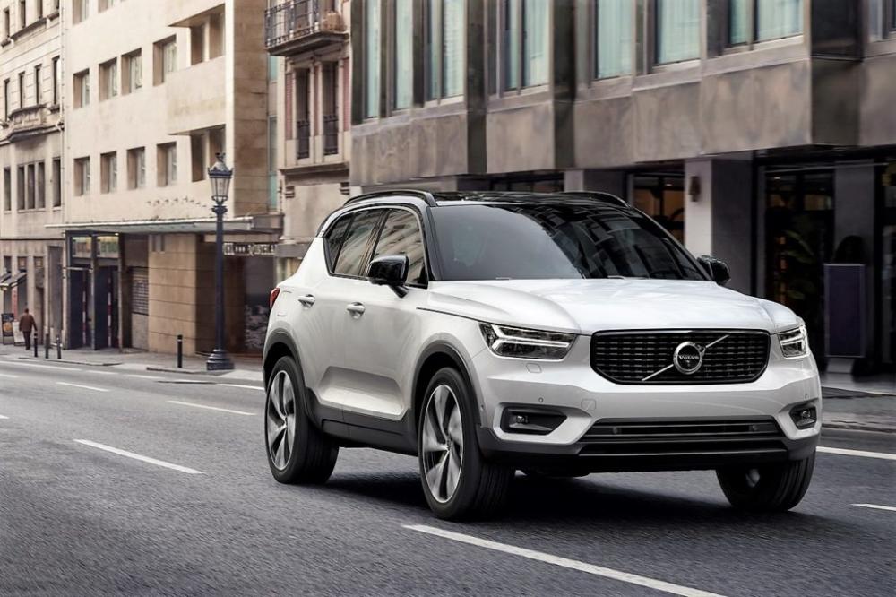 Volvo XC40 nhập khẩu nguyên chiếc về Việt Nam a3.