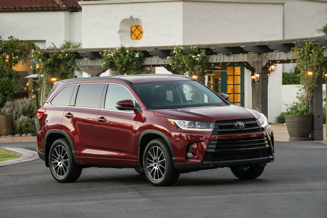 SUV 3 hàng ghế tốt nhất - Toyota Highlander.