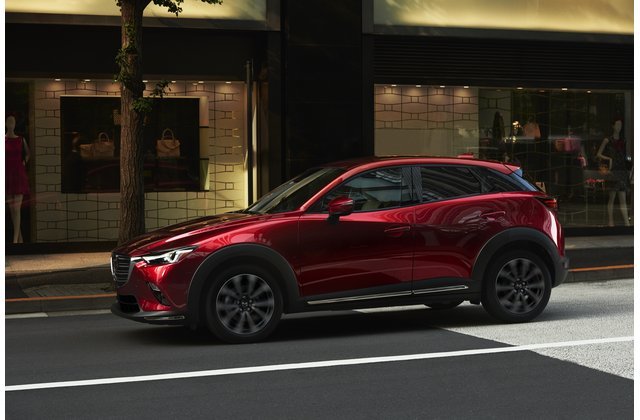 10 mẫu xe SUV cỡ nhỏ an toàn nhất năm 2019: Mazda CX-3 2019.