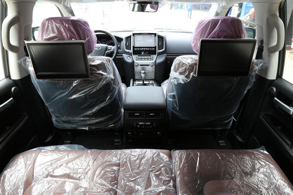 Toyota Land Cruiser VXS 4.6L 2018 - Bán xe Toyota Land Cruiser VXS 4.6L năm 2018, màu đen, nhập khẩu nguyên chiếc