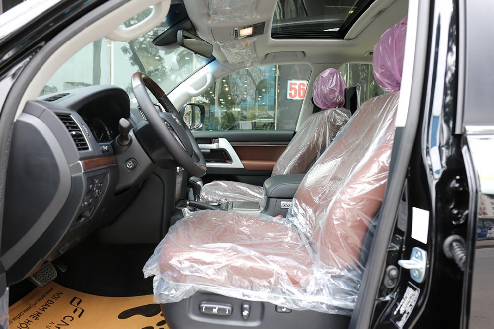 Toyota Land Cruiser VXS 4.6L 2018 - Bán xe Toyota Land Cruiser VXS 4.6L năm 2018, màu đen, nhập khẩu nguyên chiếc