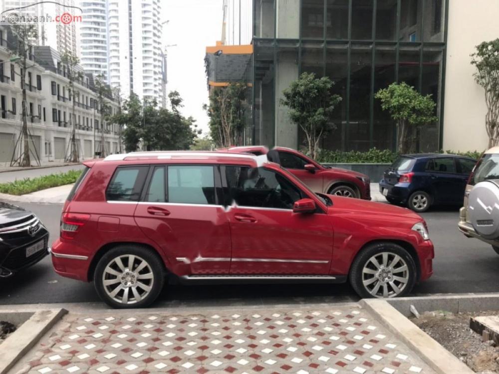 Mercedes-Benz GLK Class  300 4Matic 2011 - Bán Mercedes GLK300 4Matic sản xuất 2011, màu đỏ, chính chủ  