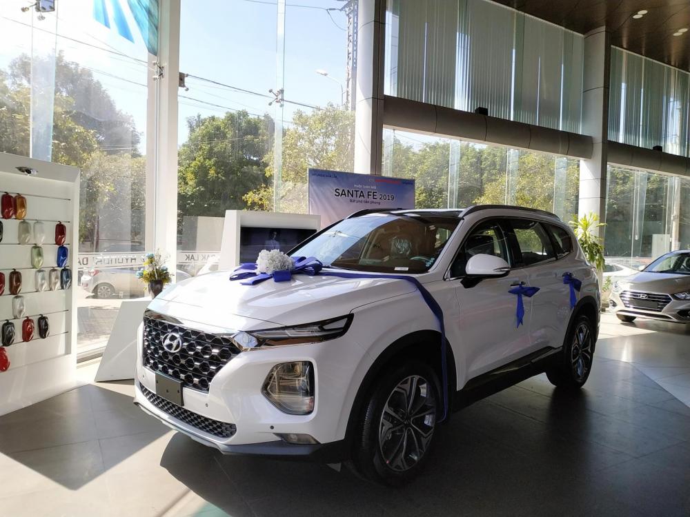 Hyundai Santa Fe   2.2  2019 - Bán Hyundai Santa Fe 2019 máy dầu 2.2, màu trắng - Liên hệ giá ưu đãi và trả góp: Mr. Vũ - 0941.46.22.77 - 0936-101-101