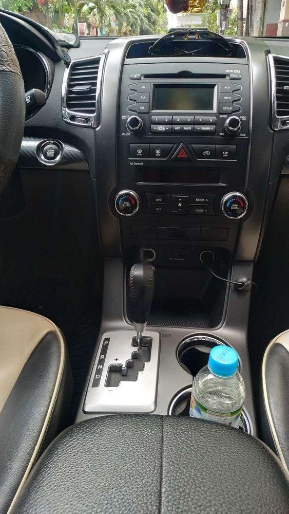 Kia Sorento   2011 - Cần bán Kia Sorento năm 2011, màu bạc