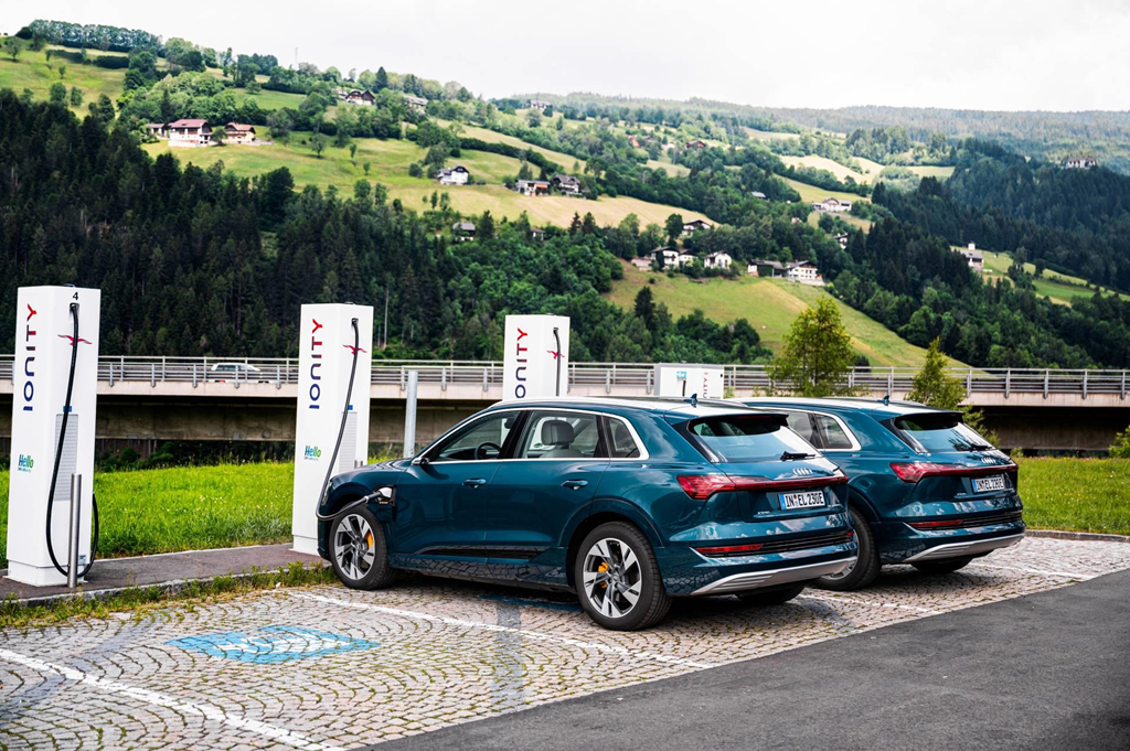 Audi E-Tron chỉ mất 1 ngày để vượt 10 nước châu Âu 3a
