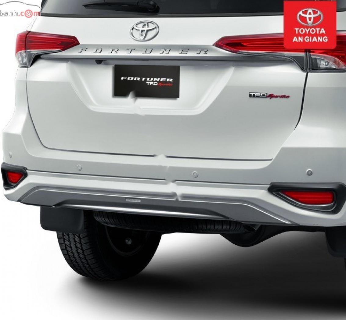 Toyota Fortuner   2019 - Cần bán xe Toyota Fortuner 2019, màu trắng