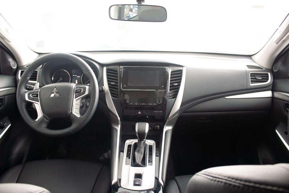 Mitsubishi Pajero 2019 - Cần bán xe Mitsubishi Pajero năm sản xuất 2019, nhiều ưu đãi