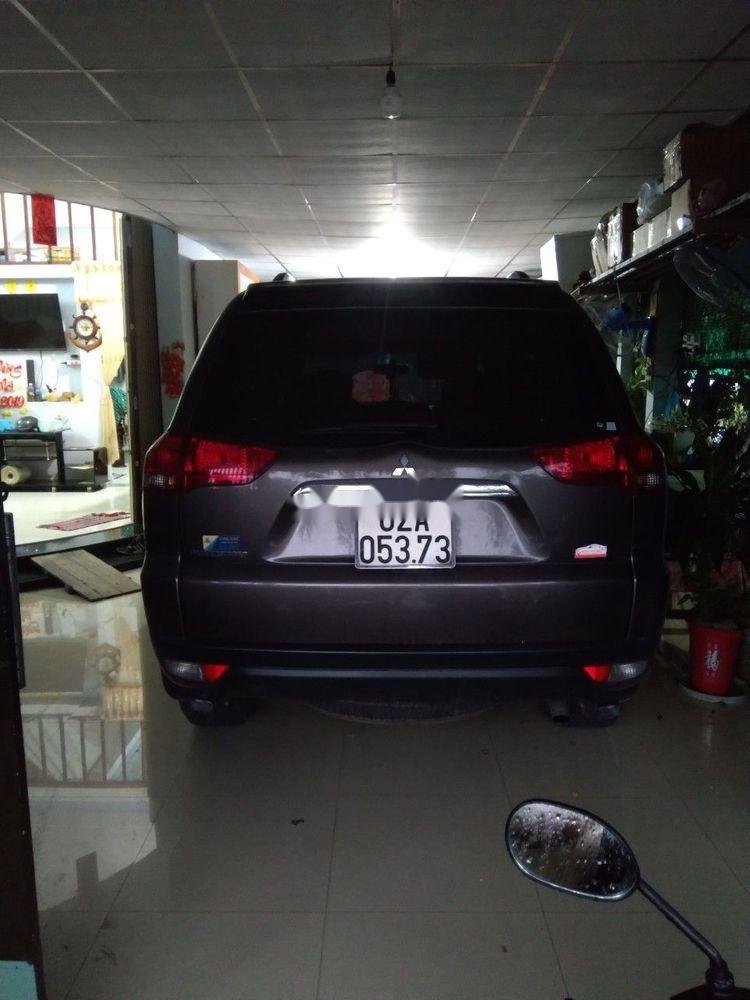 Mitsubishi Pajero Sport MT 2015 - Bán Mitsubishi Pajero Sport MT sản xuất 2015, giá chỉ 700 triệu