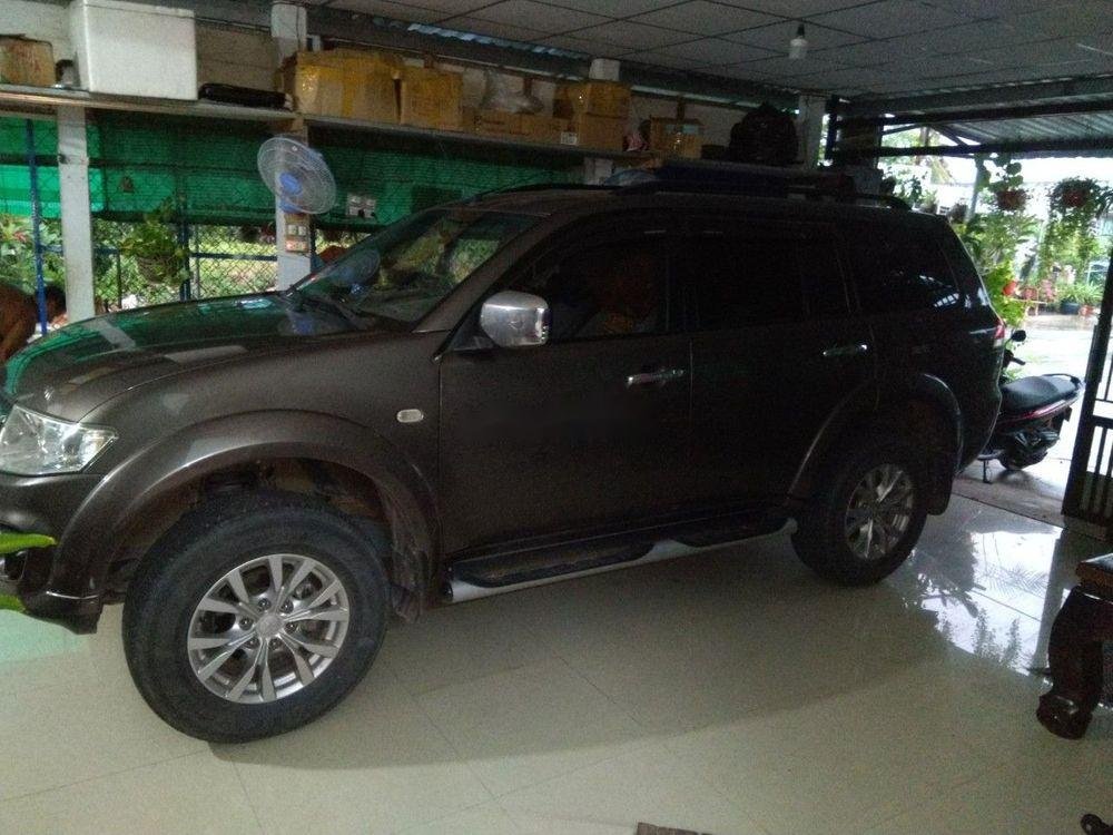 Mitsubishi Pajero Sport MT 2015 - Bán Mitsubishi Pajero Sport MT sản xuất 2015, giá chỉ 700 triệu