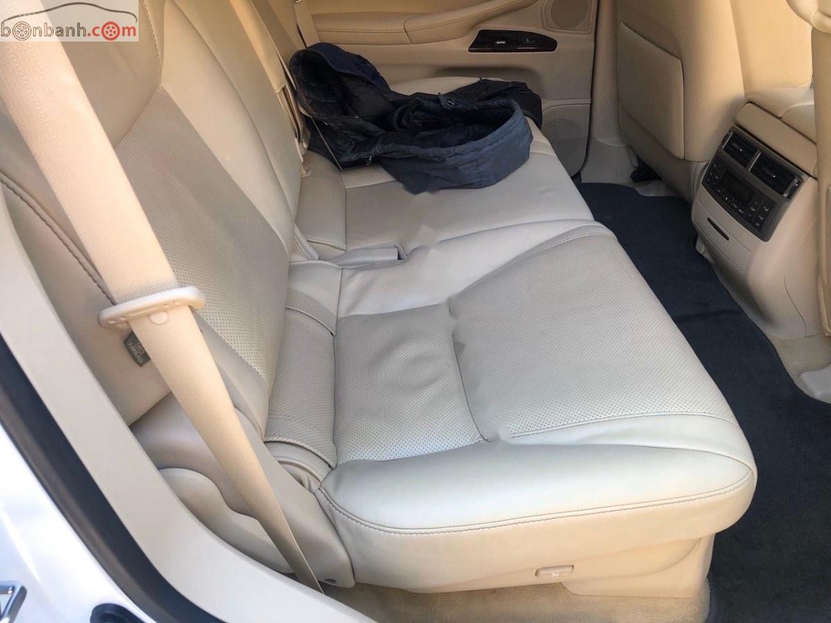 Lexus LX 570 2013 - Cần bán gấp Lexus LX 570 2013, màu trắng, nhập khẩu nguyên chiếc