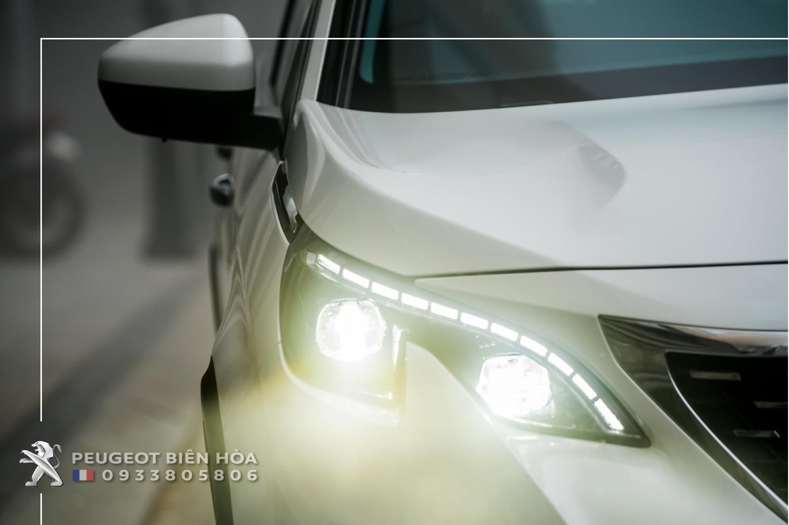 Peugeot 5008 2019 - Mua xe  Peugeot 5008 năm 2019, màu xám - Giá tốt - Hỗ trợ mua xe lãi suất thấp - Giao xe tận nhà