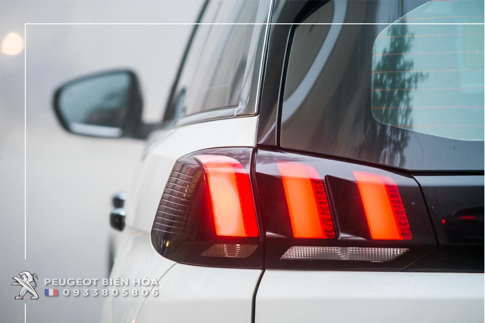 Peugeot 5008 2019 - Mua xe  Peugeot 5008 năm 2019, màu xám - Giá tốt - Hỗ trợ mua xe lãi suất thấp - Giao xe tận nhà