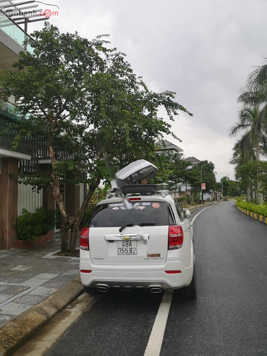 Chevrolet Captiva Revv 2017 - Cần bán Chevrolet Captiva Revv sản xuất 2017, màu trắng