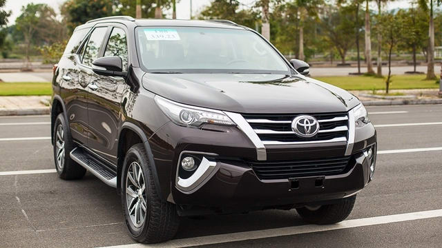 Triệu hồi xe Toyota Fortuner gặp lỗi bơm nhiên liệu tại Việt Nam