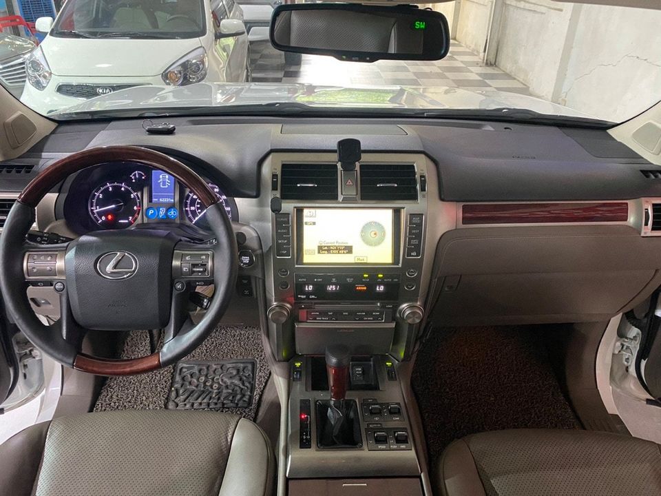 Lexus GX460 2020 - Giao ngay Lexus GX460 full option