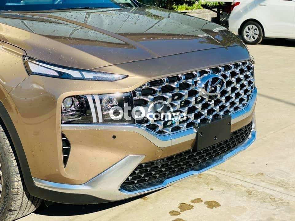 Hyundai Santa Fe 2021 - Bán Hyundai Santa Fe đời 2021, màu nâu