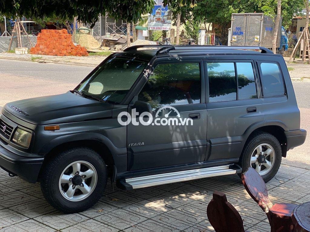 Suzuki Vitara 2005 - Bán ô tô Suzuki Vitara 2005, màu xám, xe nhập chính chủ