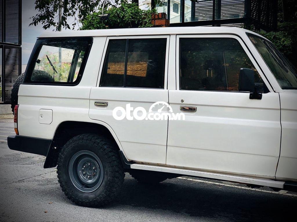 Toyota Land Cruiser 1994 - Cần bán Toyota Land Cruiser đời 1994, màu trắng, nhập khẩu nguyên chiếc chính chủ