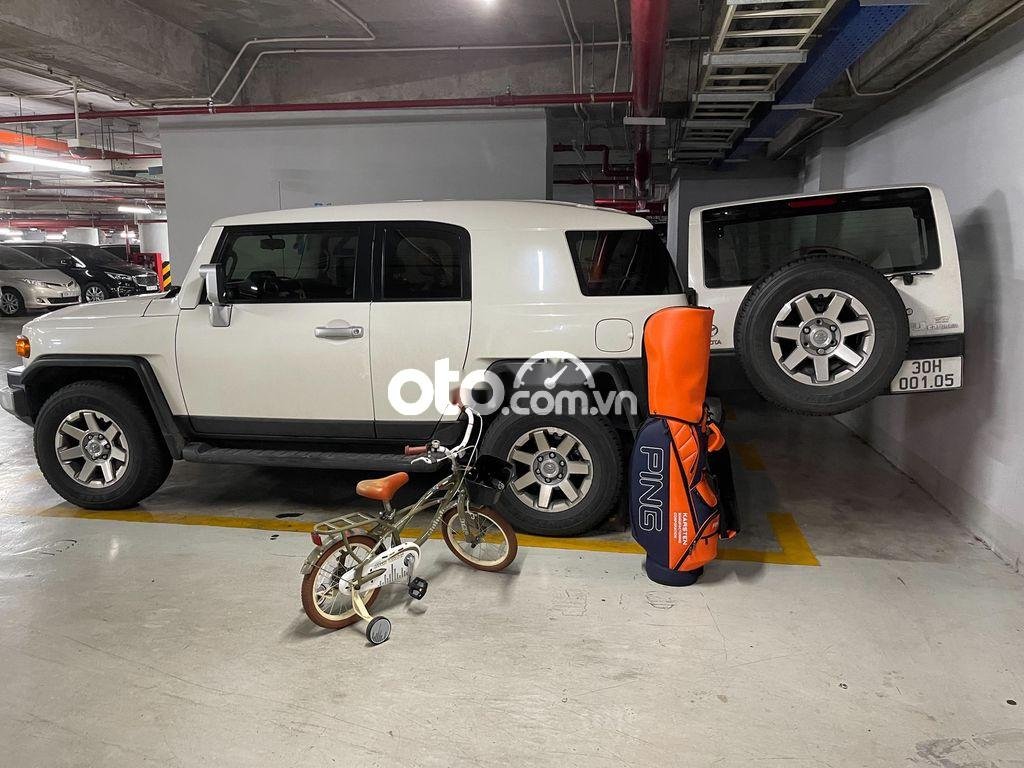 Toyota Fj cruiser 2019 - Bán ô tô Toyota Fj Cruiser năm sản xuất 2019, màu trắng, nhập khẩu chính chủ